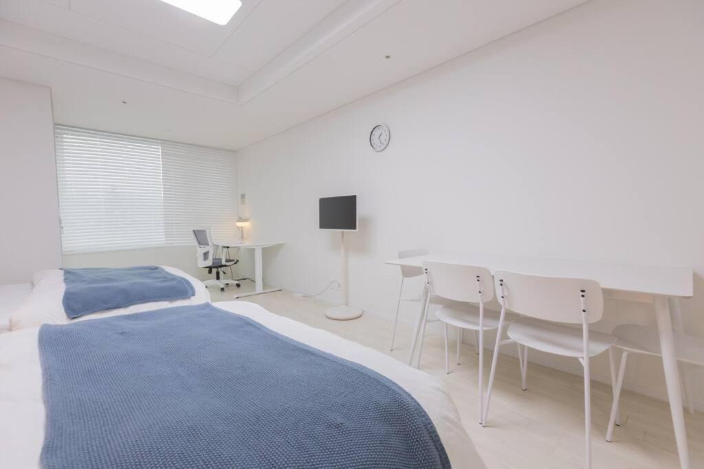 Mirae 67 * Seoul
